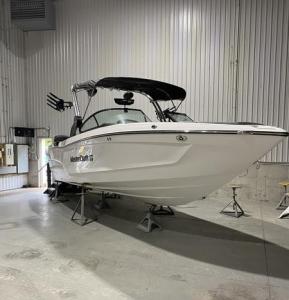 Mastercraft-XT25-LH-24120-1