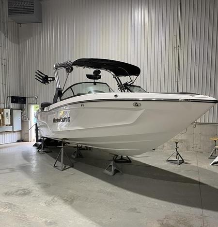 Mastercraft-XT25-LH-24120-1