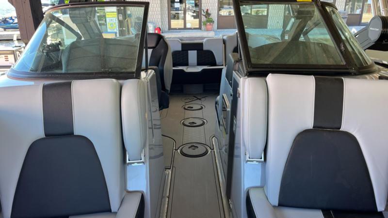 MasterCraft-X22-24-3735-14