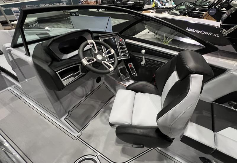 MasterCraft-X22-24-3735-7