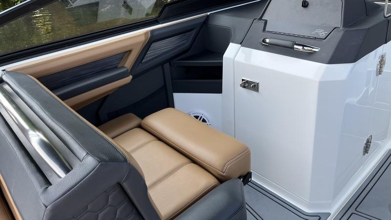 Used-Coblat-R6-Surf-8