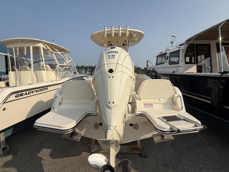 2026 Grady-White 216